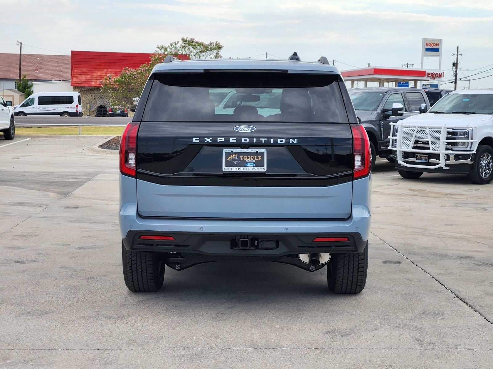2027 Ford Expedition Active