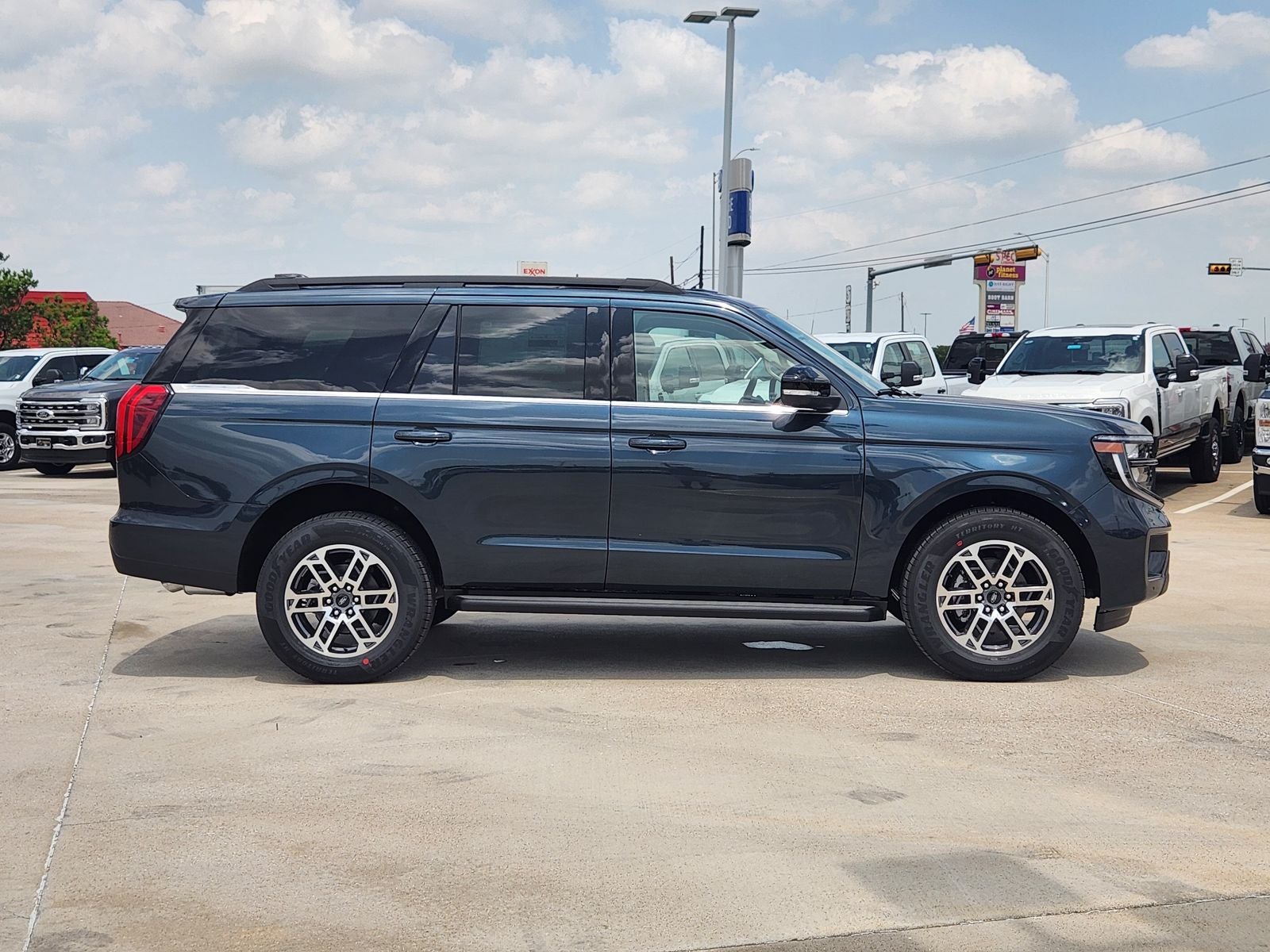 2026 Ford Expedition Active
