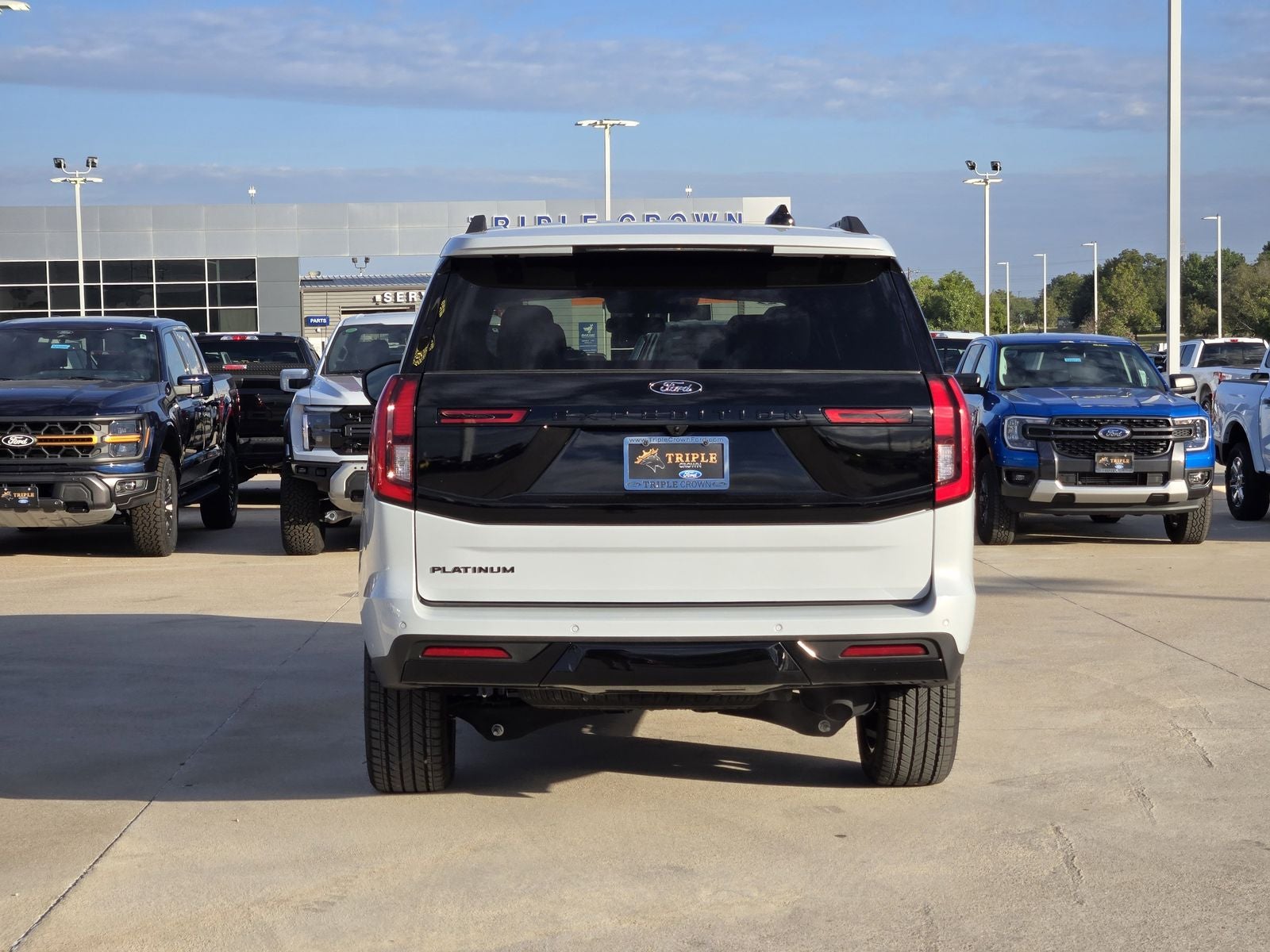 2025 Ford Expedition Platinum