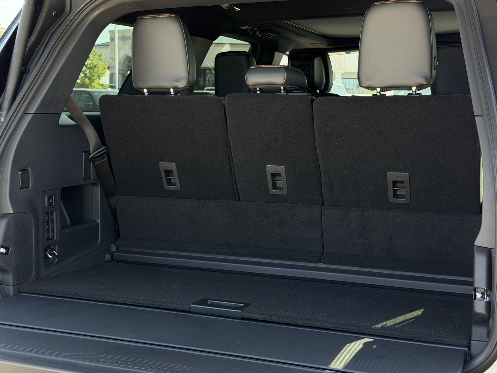 2027 Ford Expedition Tremor