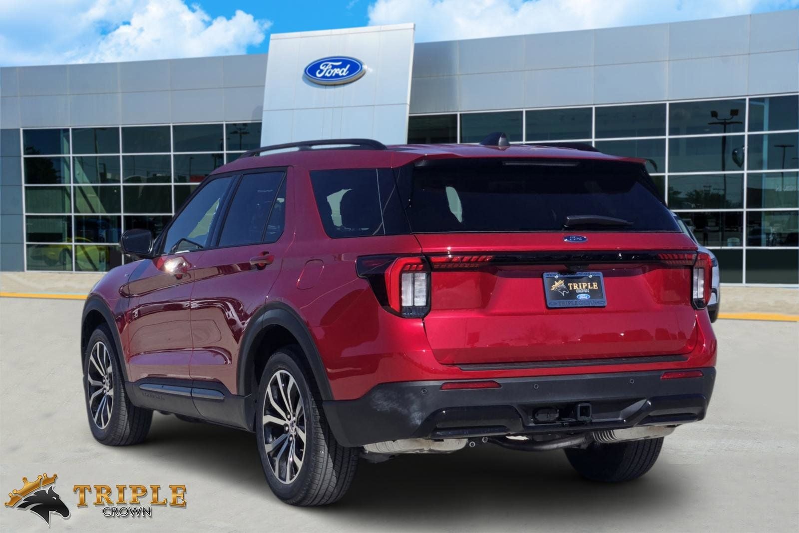 2026 Ford Explorer ST-Line