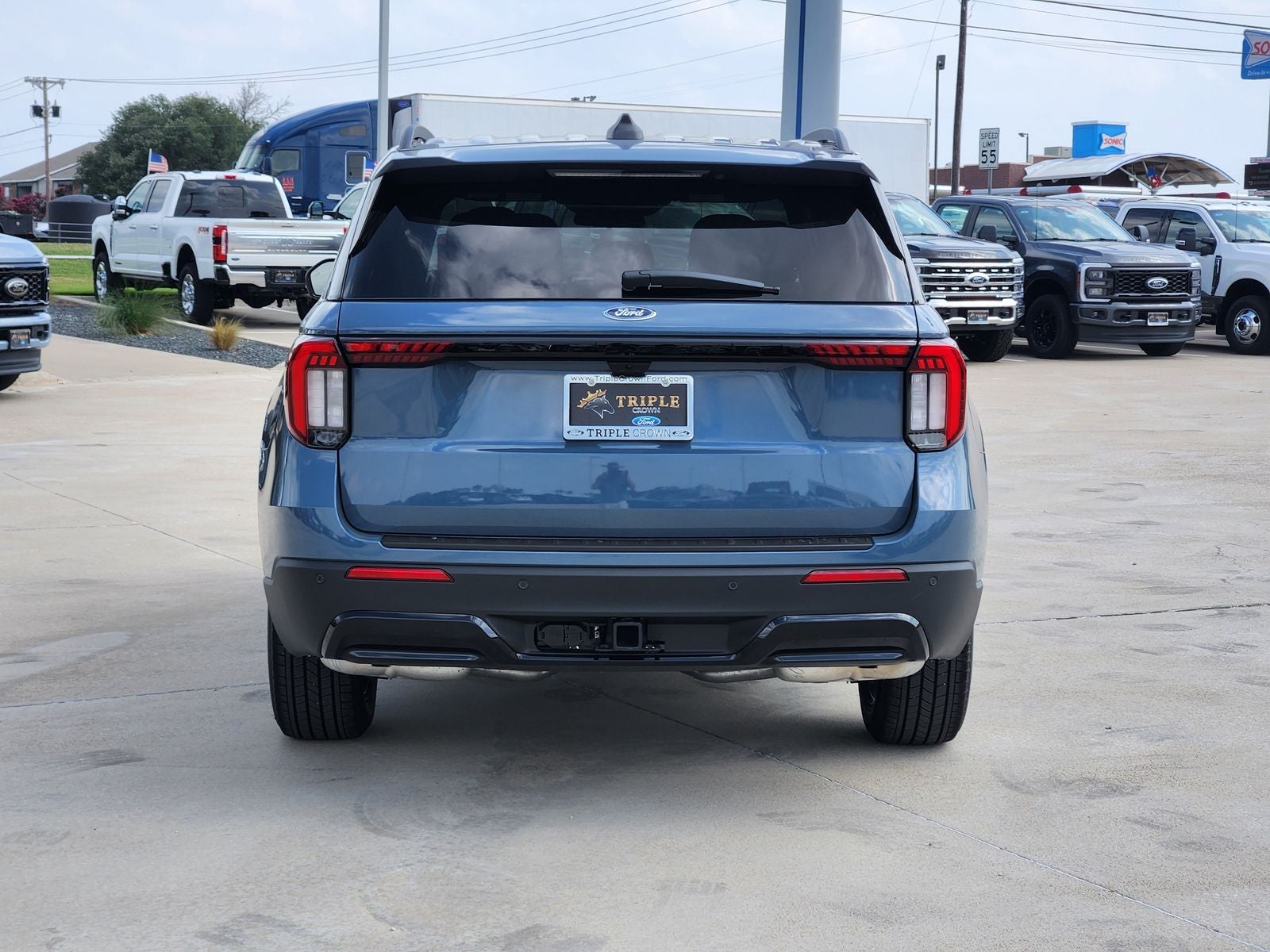 2026 Ford Explorer ST-Line