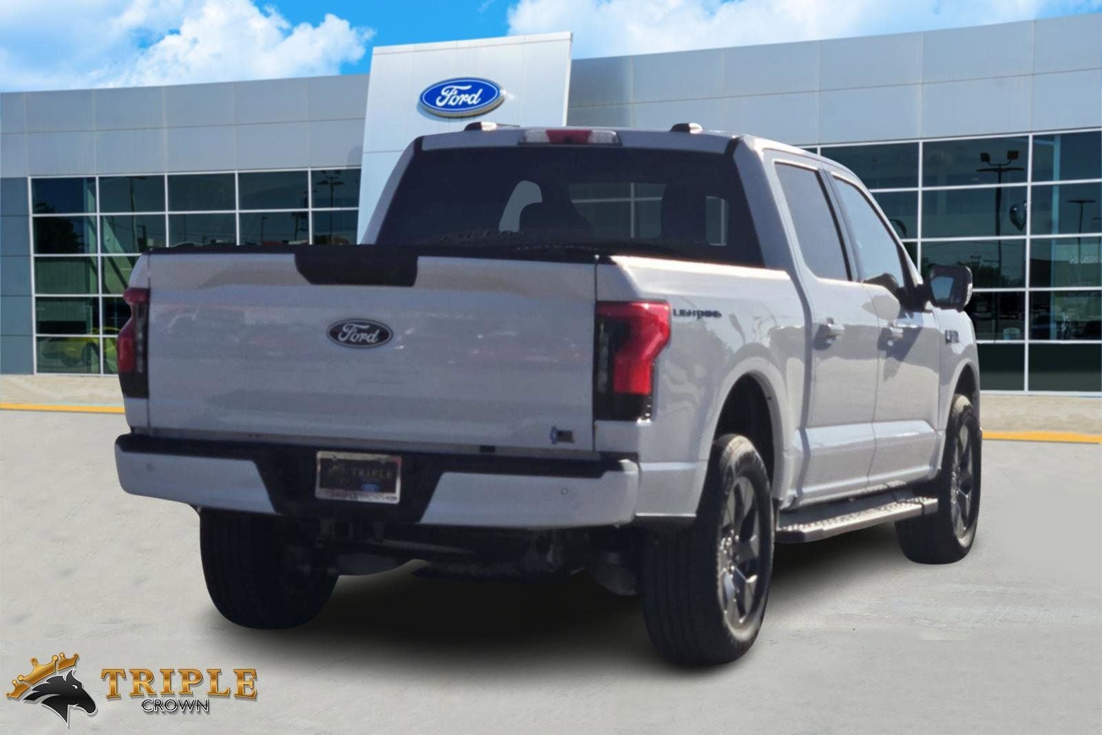2025 Ford F-150 Lightning Flash