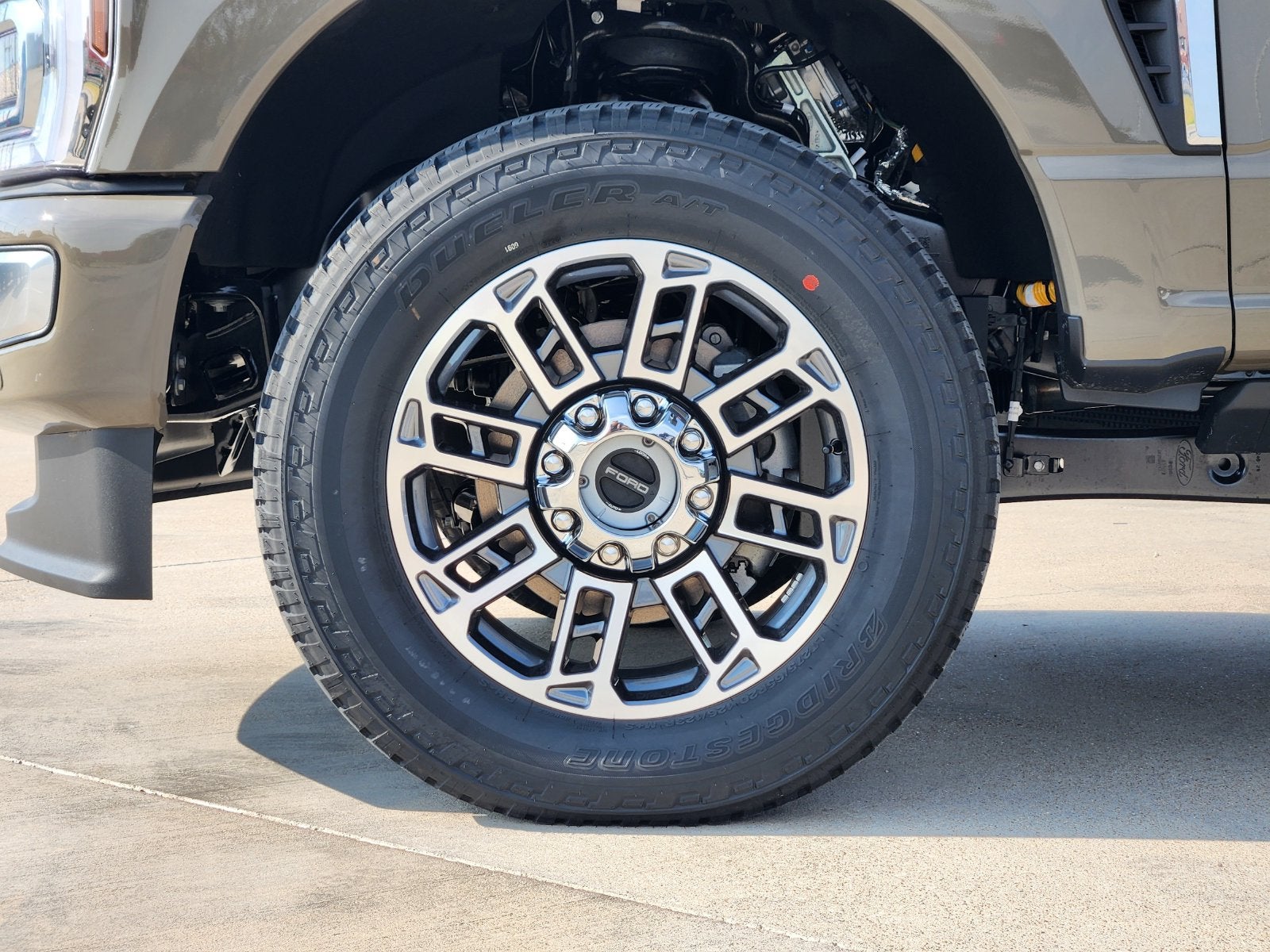 2027 Ford F-250SD Platinum