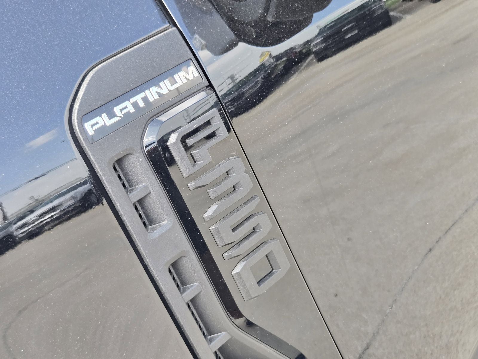 2026 Ford F-350SD Platinum DRW