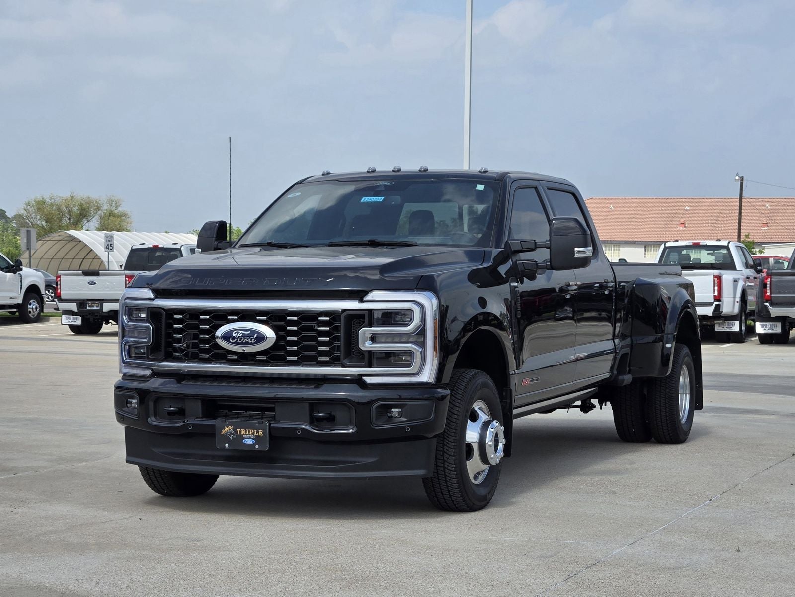 2026 Ford F-350SD Platinum DRW