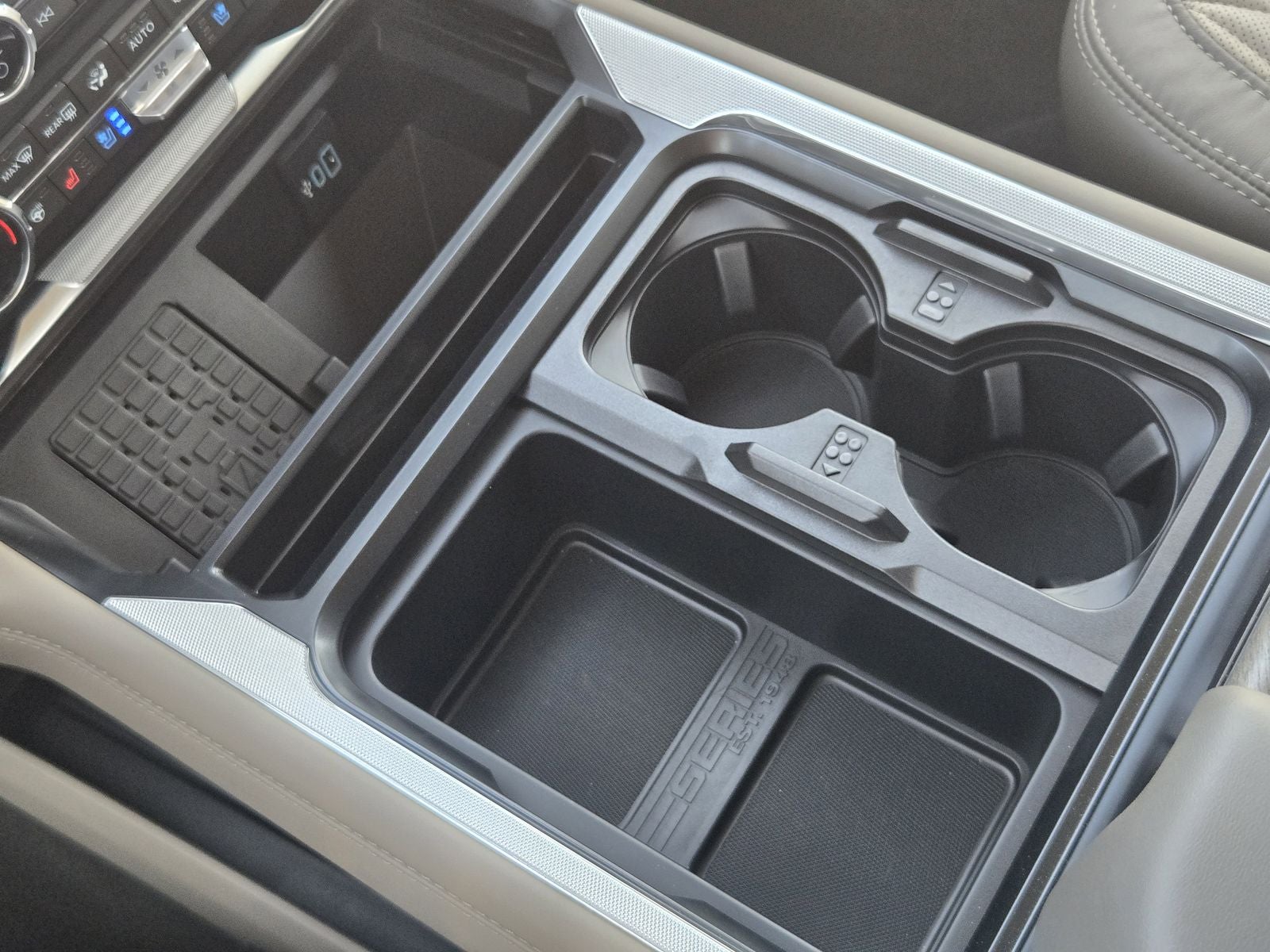 2025 Ford F-350SD Platinum DRW