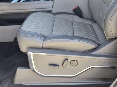 2025 Ford F-350SD Platinum DRW