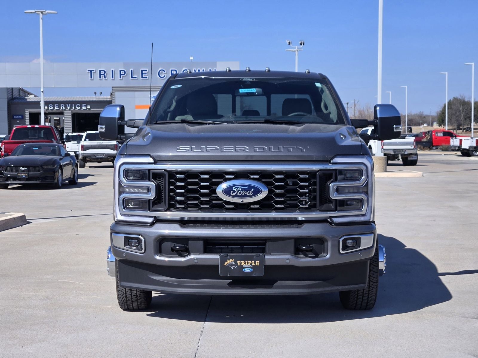 2025 Ford F-350SD Platinum DRW