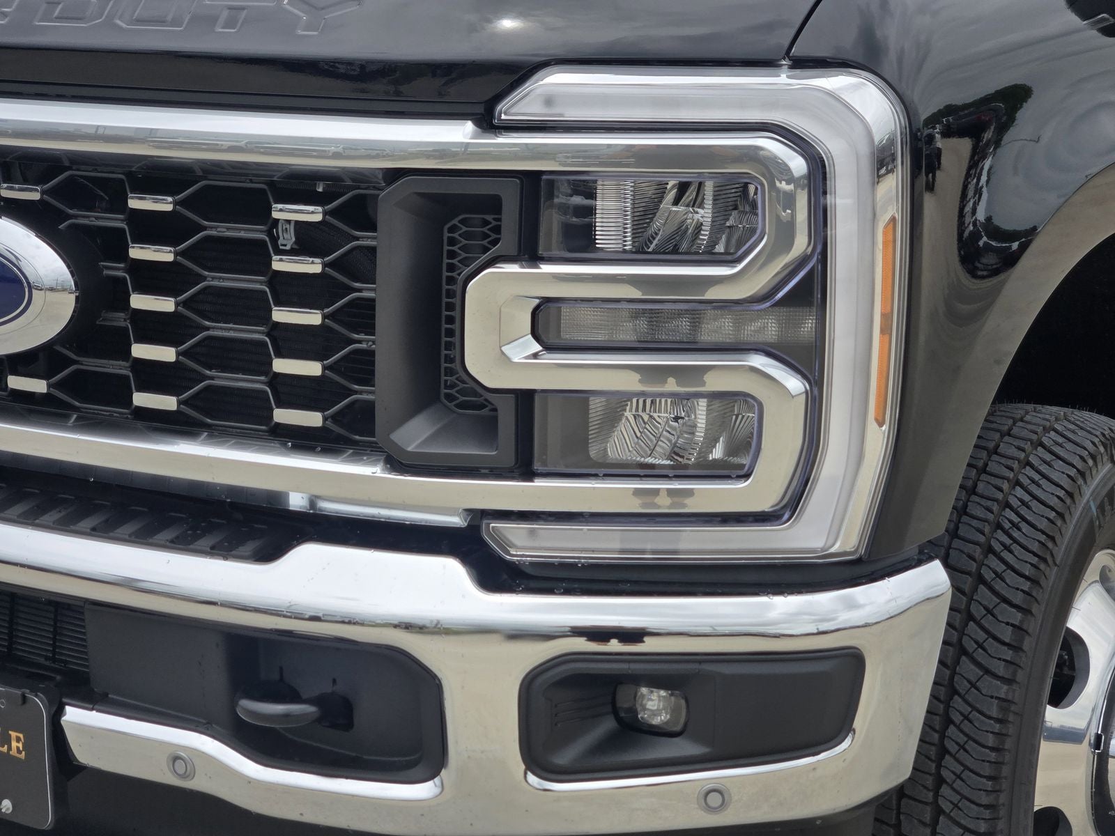 2026 Ford F-350SD Lariat DRW