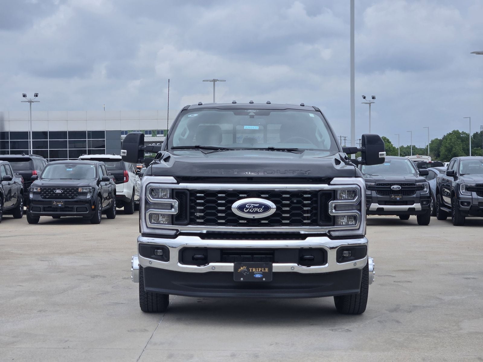 2026 Ford F-350SD Lariat DRW
