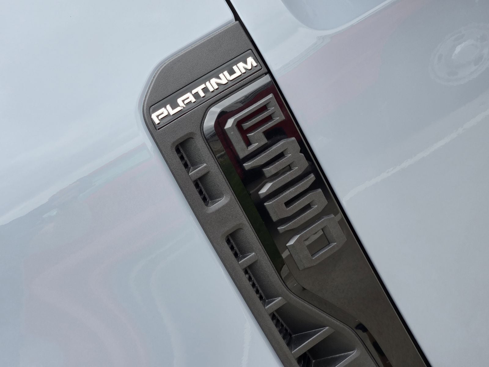 2026 Ford F-350SD Platinum DRW