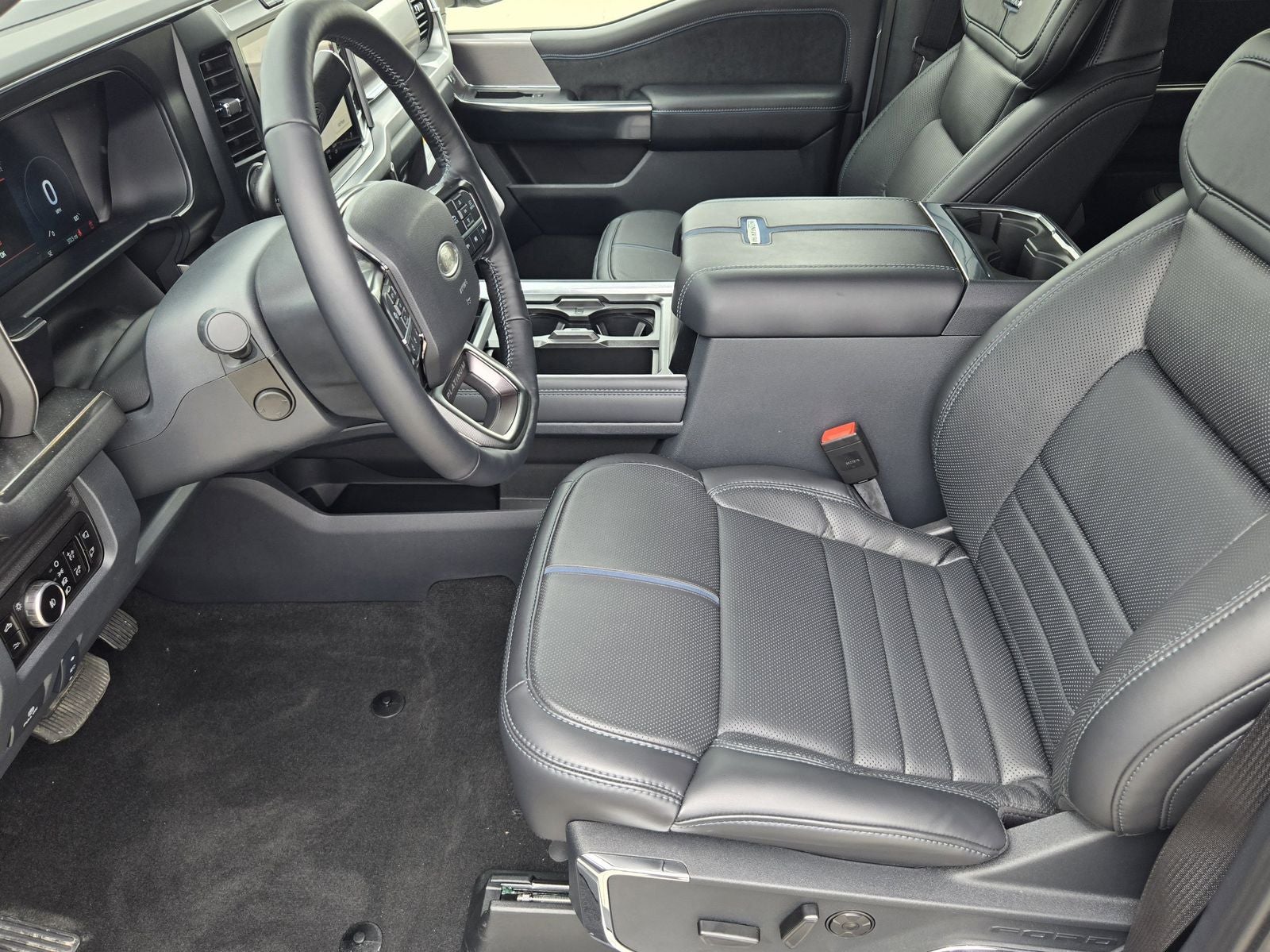 2026 Ford F-350SD Platinum DRW