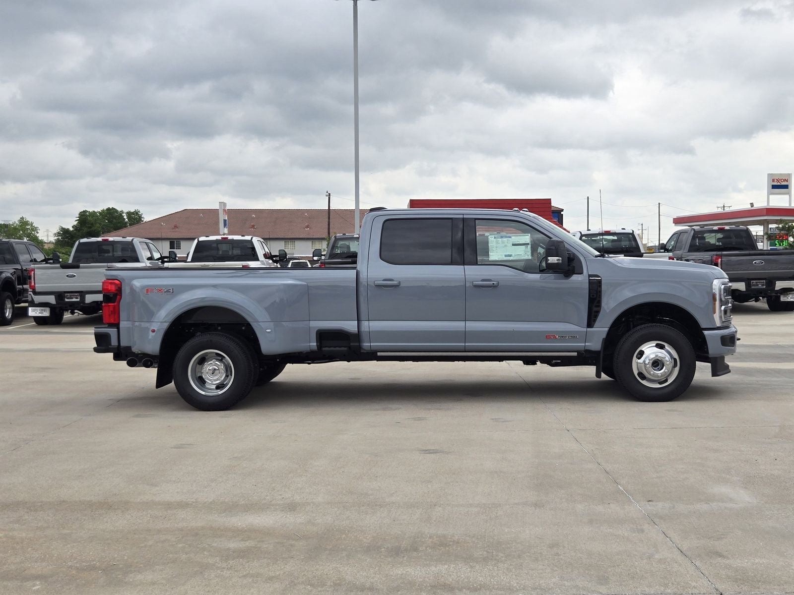 2026 Ford F-350SD Platinum DRW