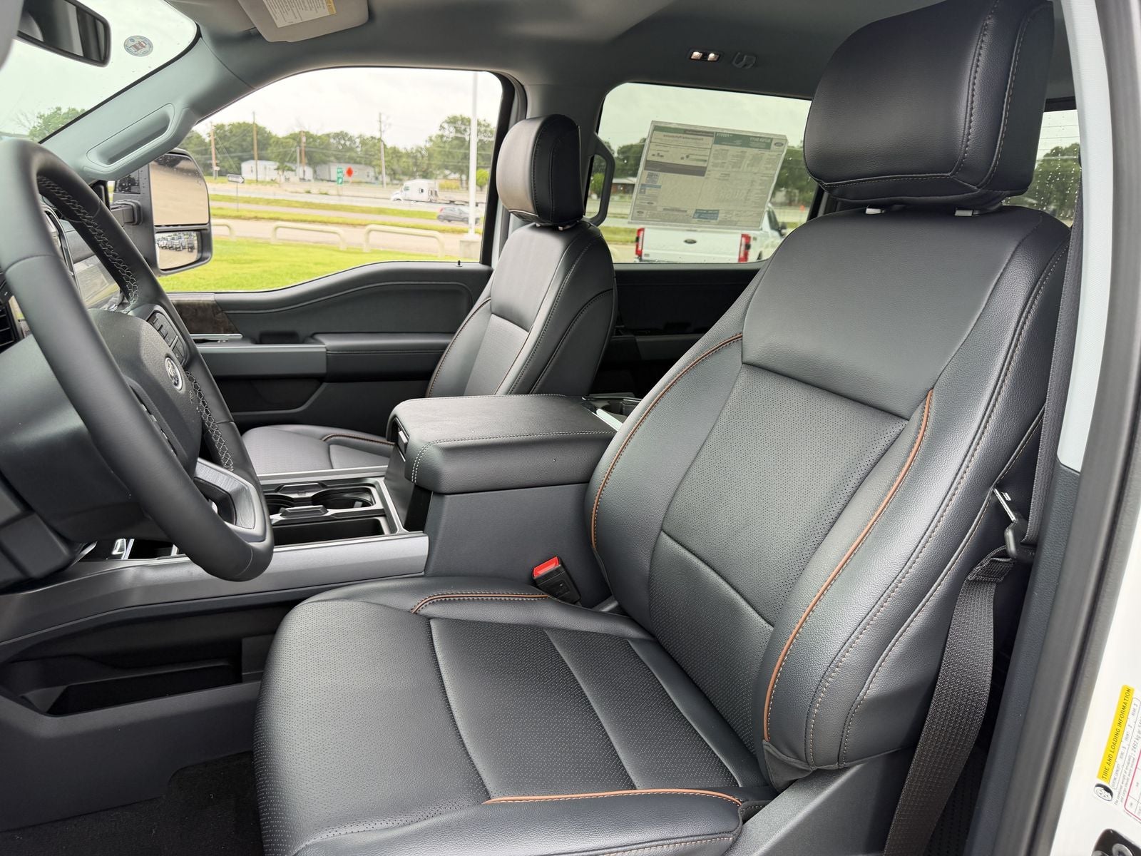 2026 Ford F-350SD Lariat DRW