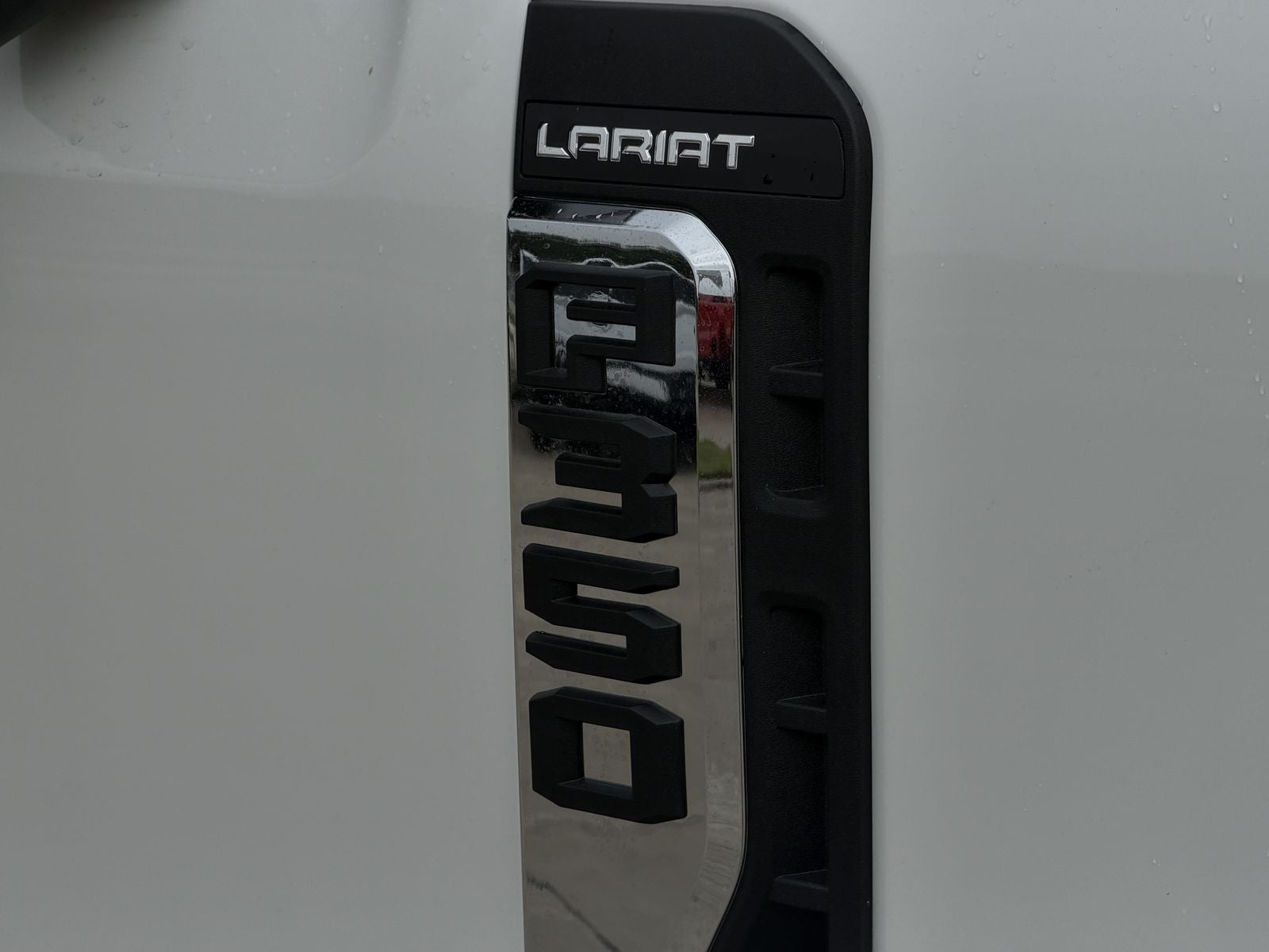 2026 Ford F-350SD Lariat DRW