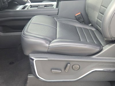 2025 Ford F-350SD Platinum DRW