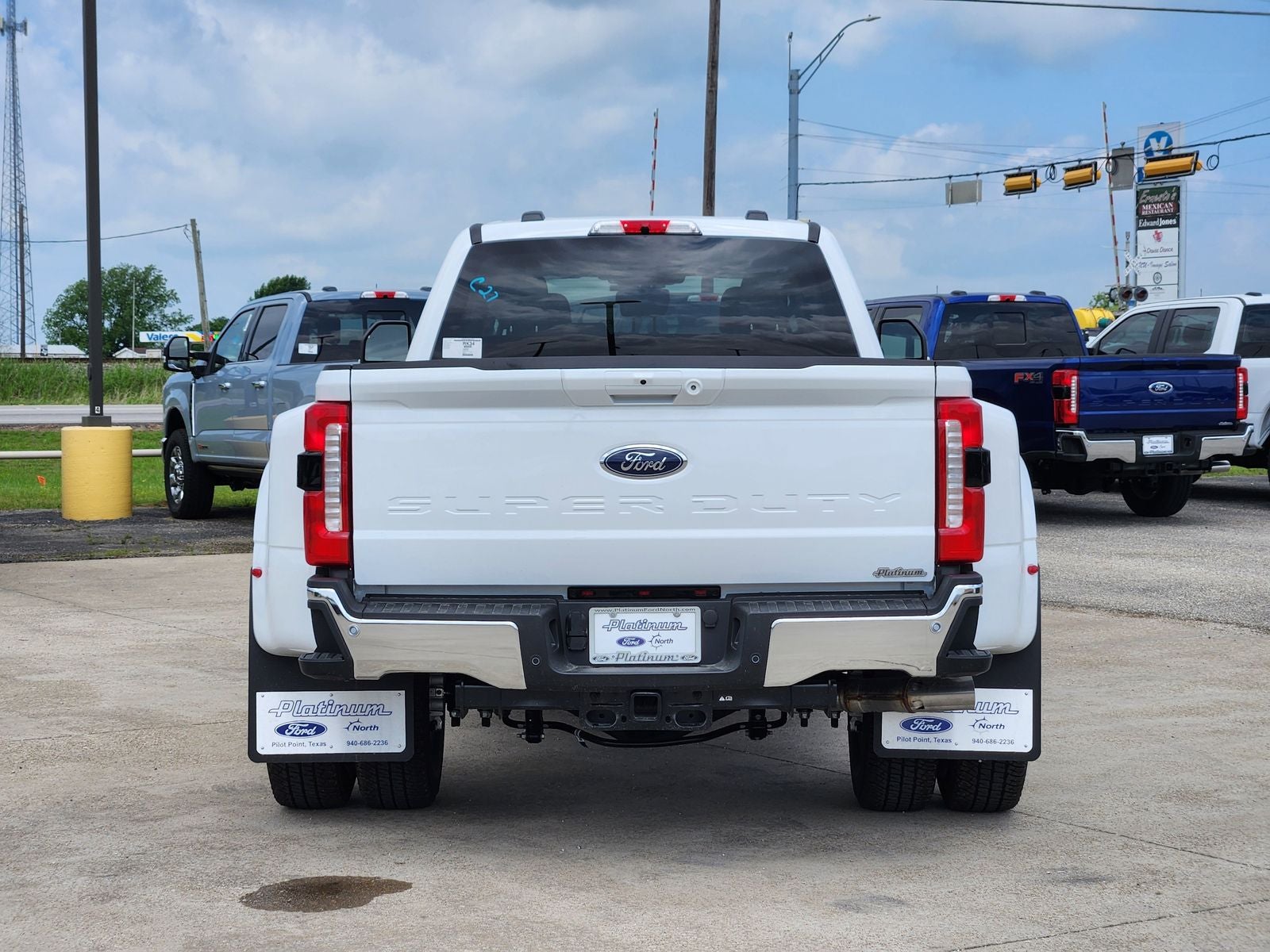 2026 Ford F-350SD DRW