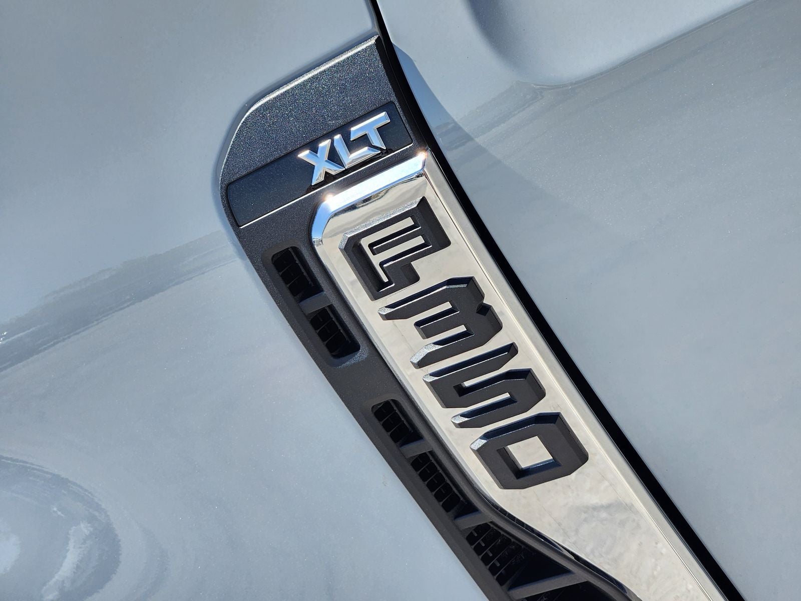 2026 Ford F-350SD XLT DRW