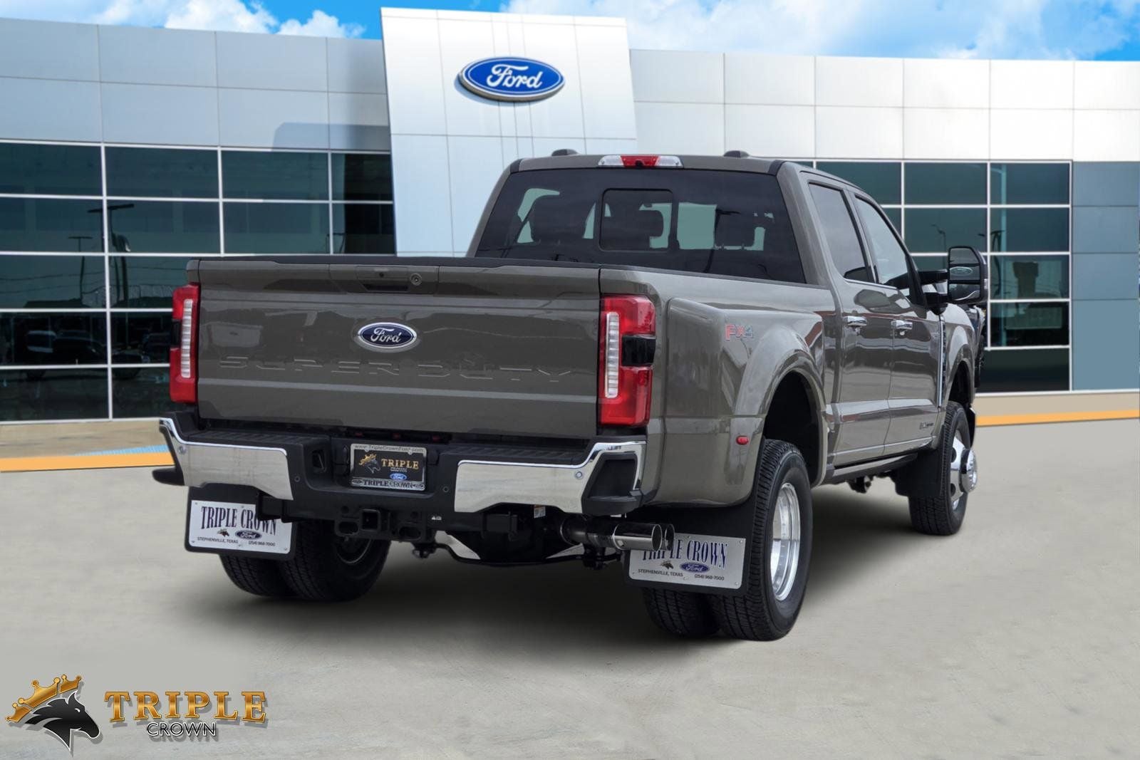 2026 Ford F-350SD Lariat DRW