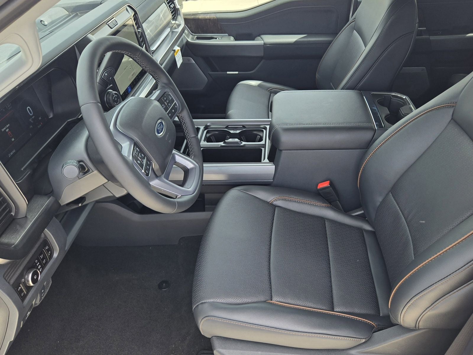 2026 Ford F-350SD Lariat DRW