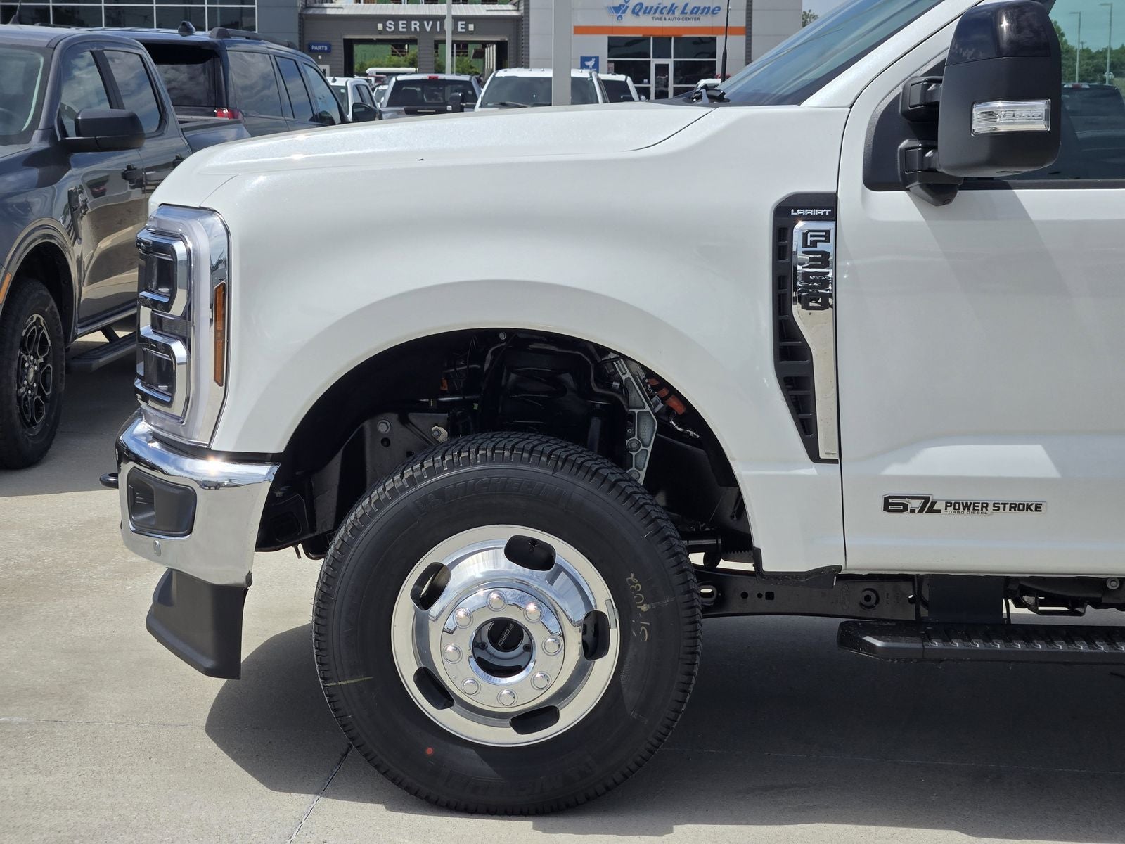 2026 Ford F-350SD Lariat DRW