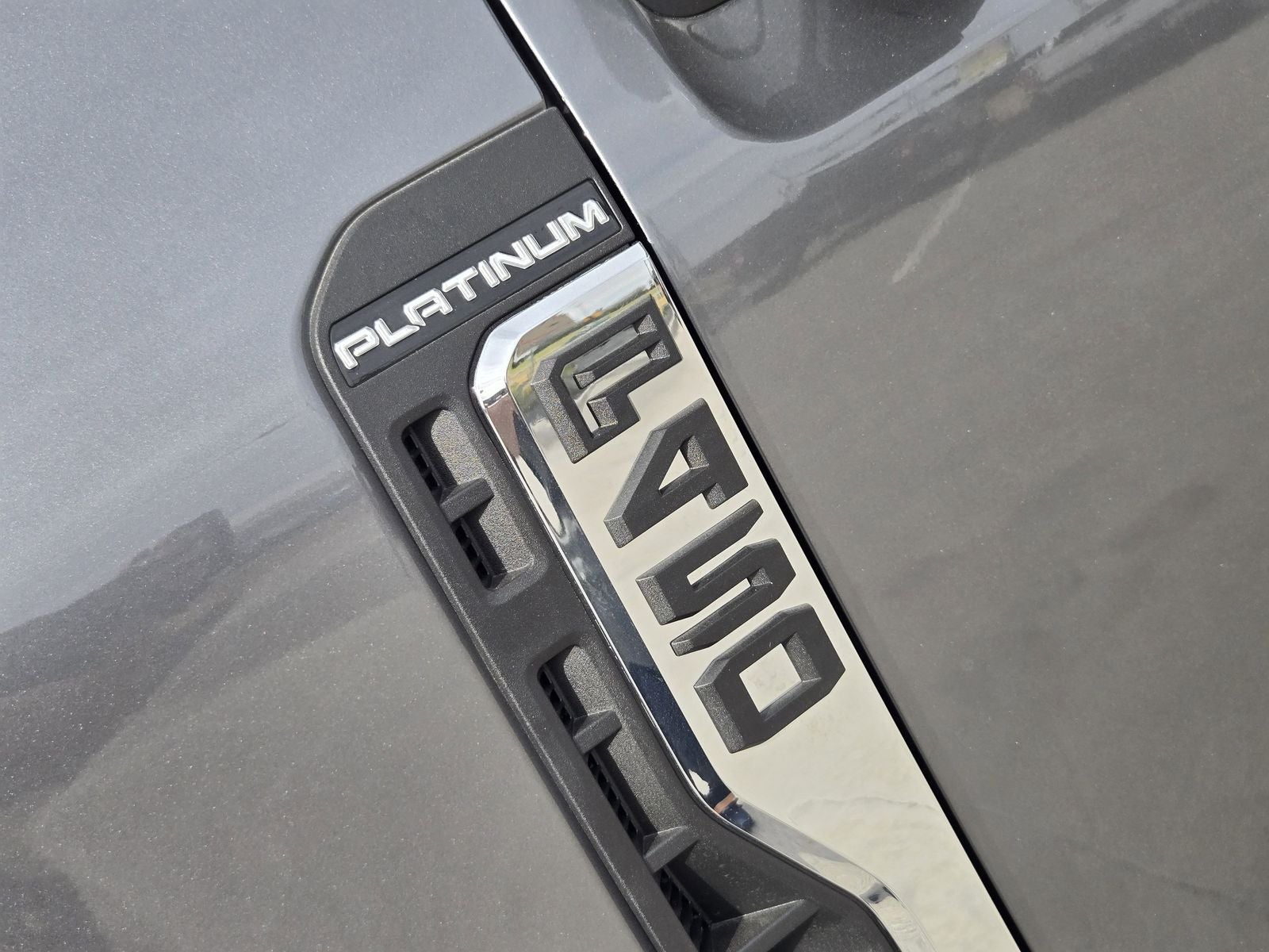 2026 Ford F-450SD Platinum DRW