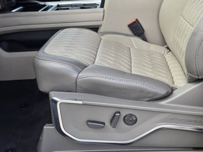 2026 Ford F-450SD Platinum DRW