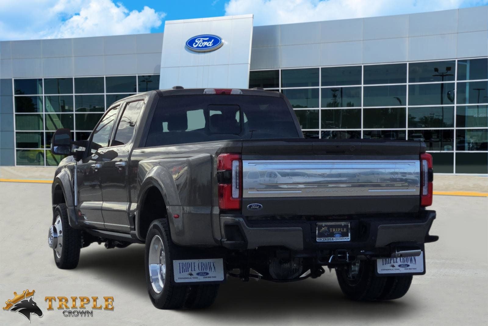 2026 Ford F-450SD Platinum DRW