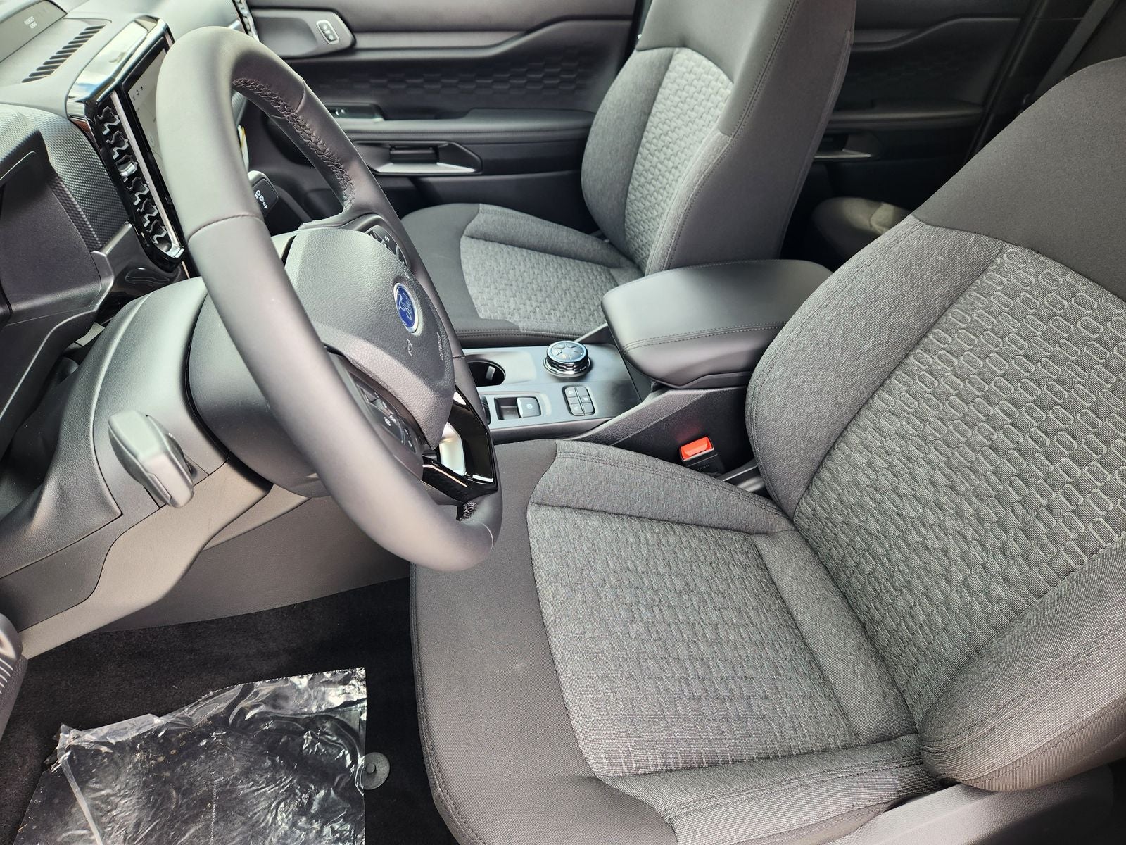 2025 Ford Ranger XLT - Photo 13