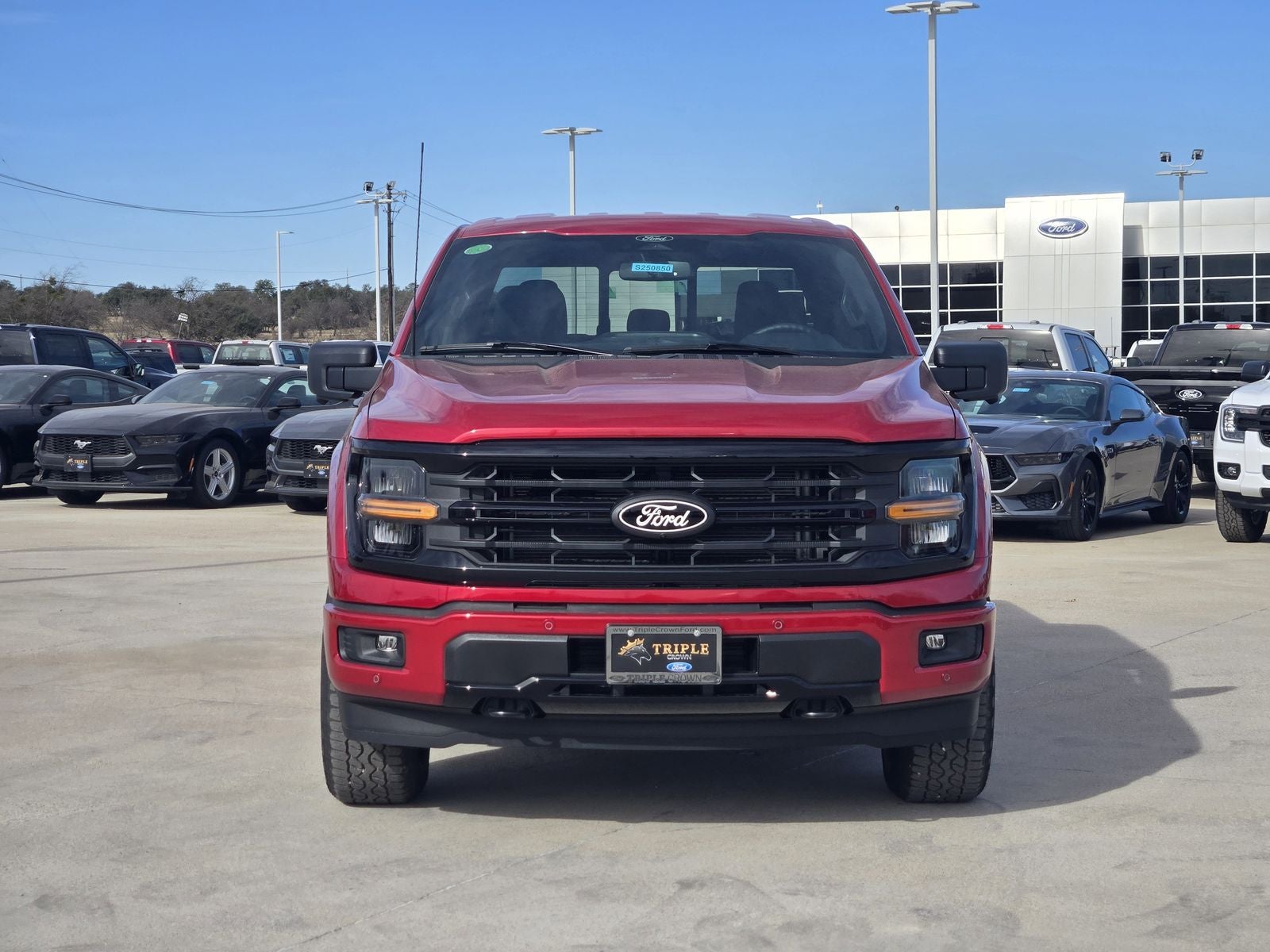 2025 Ford F-150 XLT