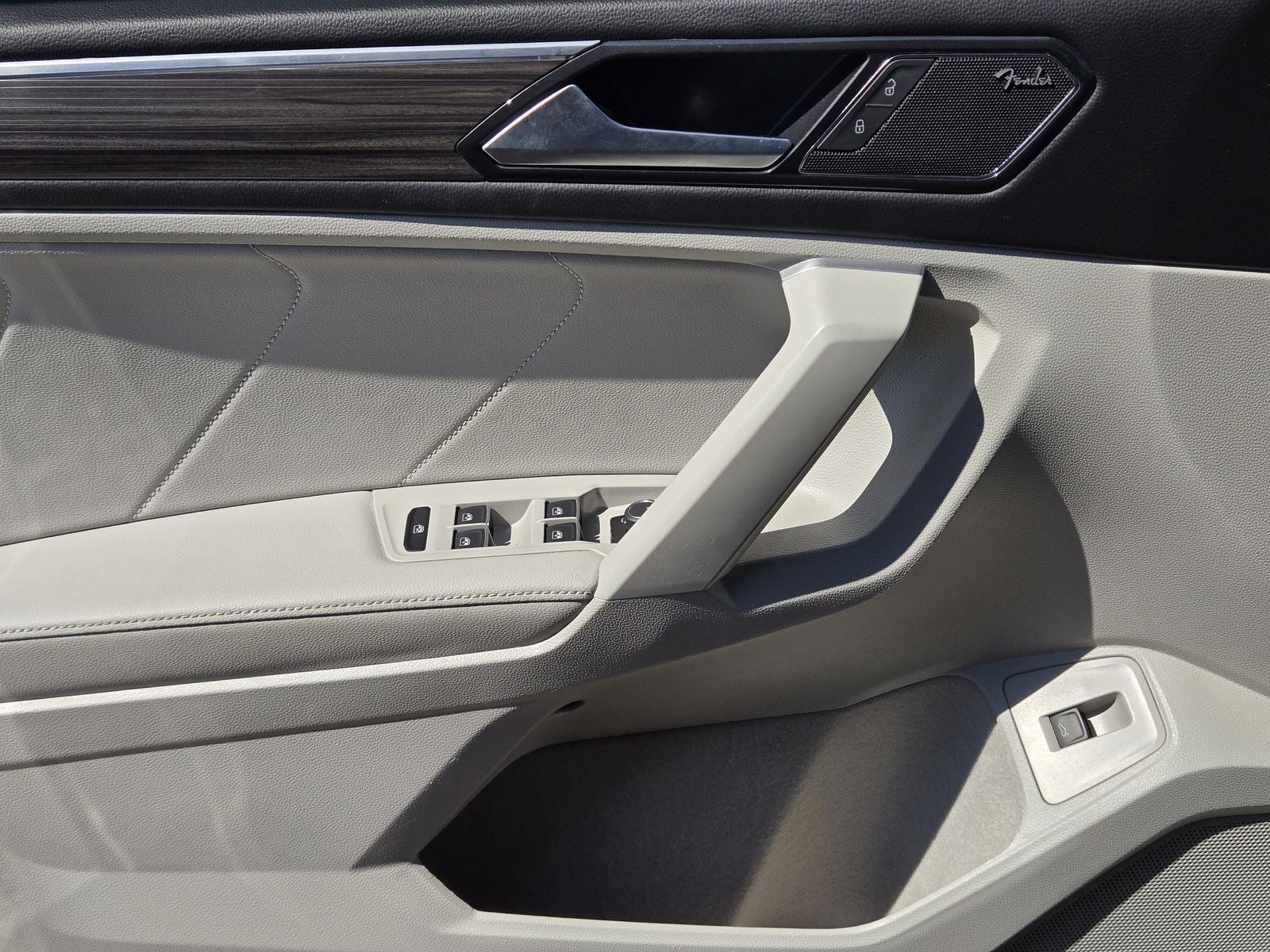 2024 Volkswagen Tiguan 2.0T SEL R-Line