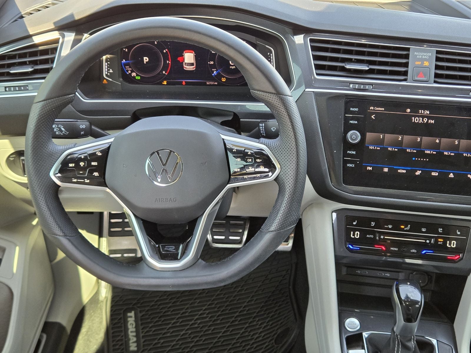 2024 Volkswagen Tiguan 2.0T SEL R-Line