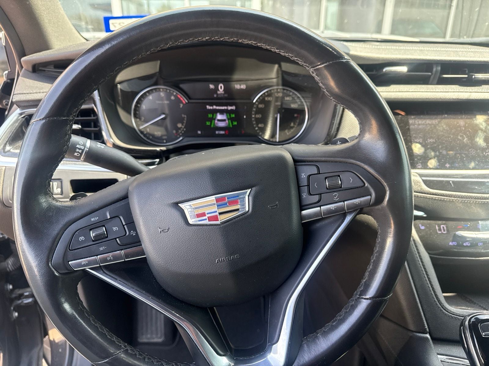 2022 Cadillac XT6 Luxury