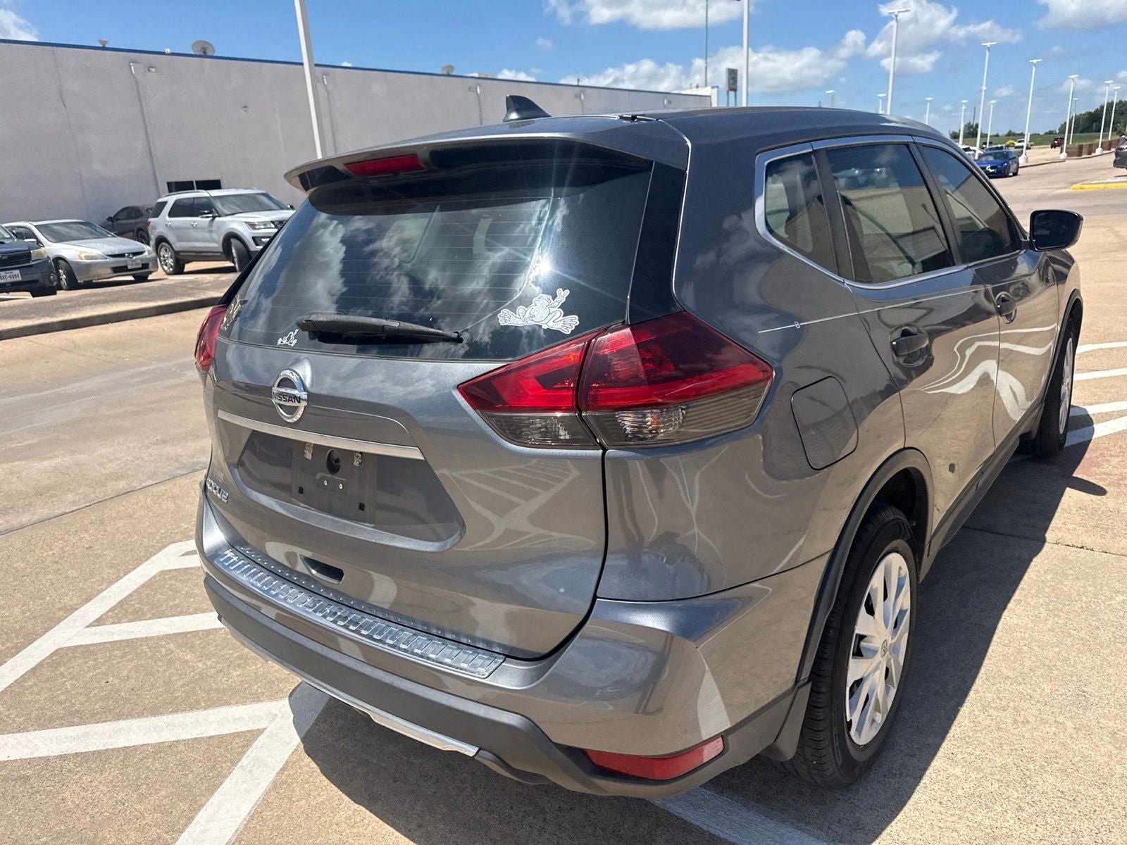 2018 Nissan Rogue S