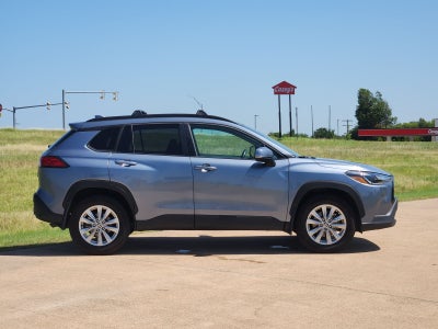 2024 Toyota Corolla Cross LE