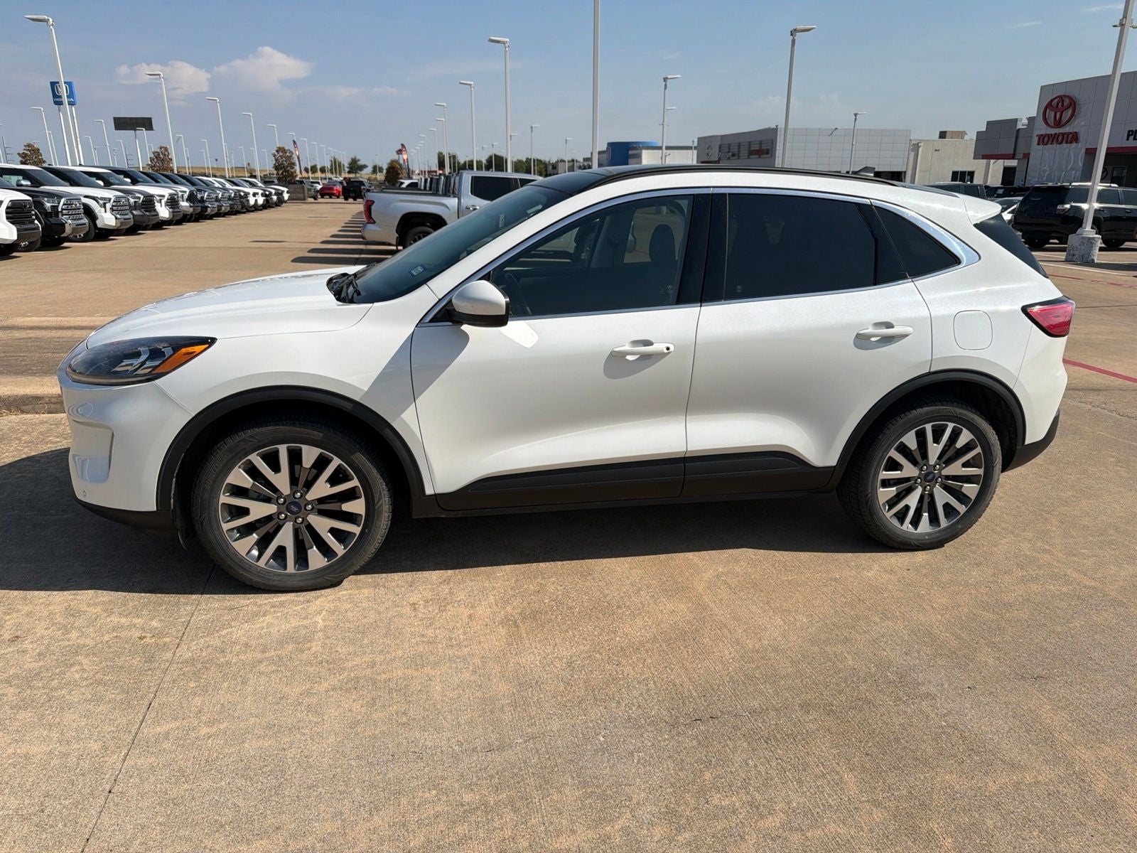 2022 Ford Escape Titanium