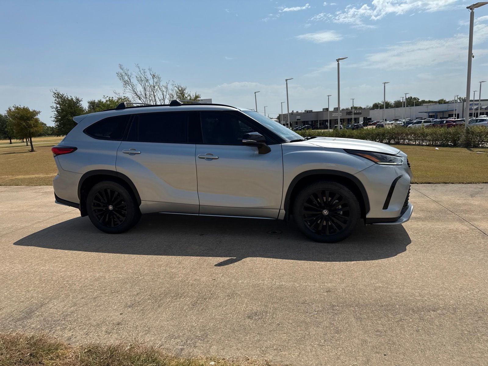 2023 Toyota Highlander XSE