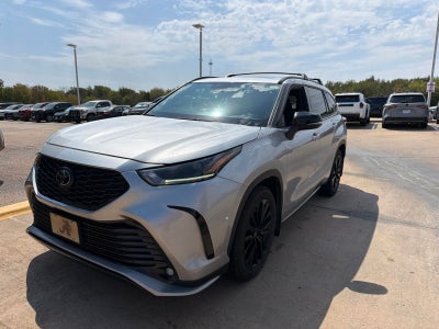 2023 Toyota Highlander XSE