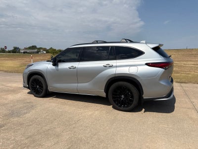 2023 Toyota Highlander XSE