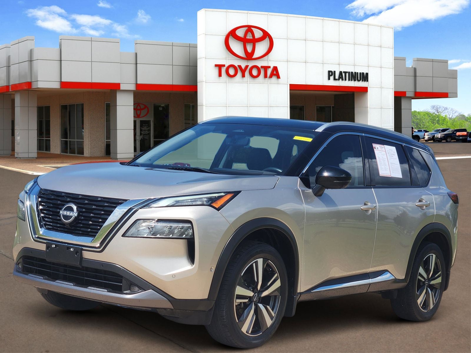 2022 Nissan Rogue SL