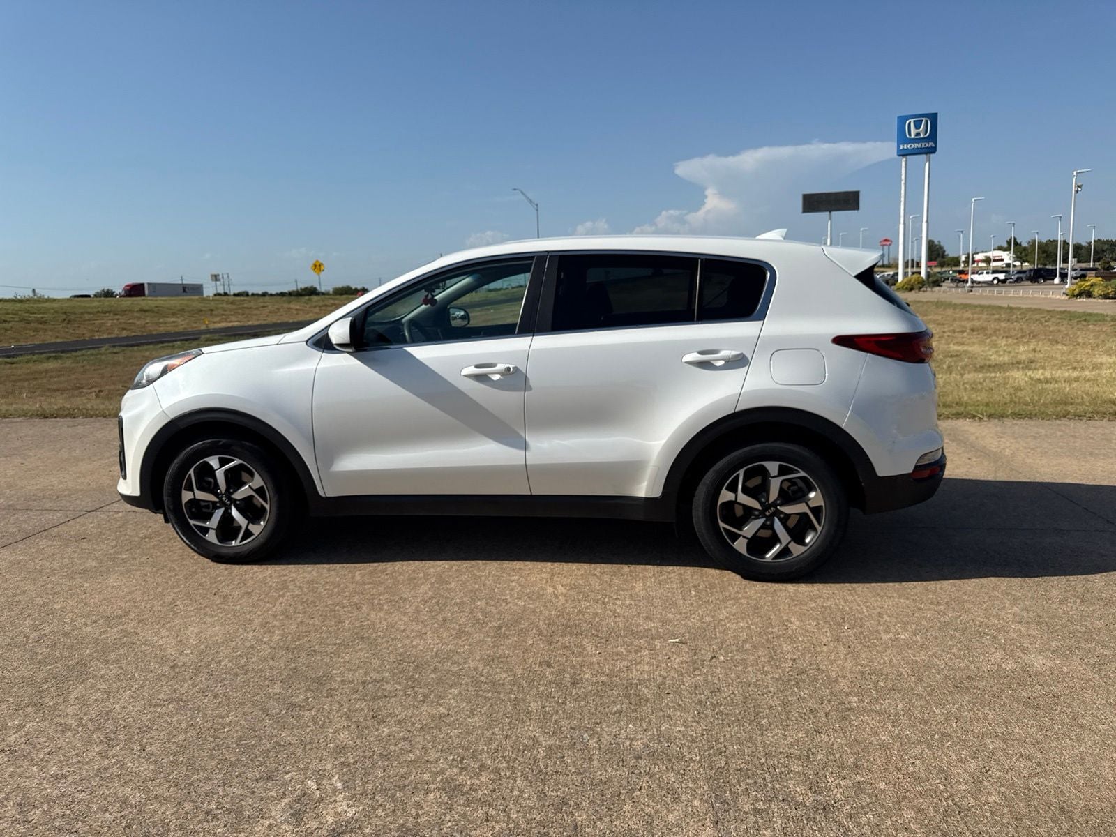 2022 Kia Sportage LX