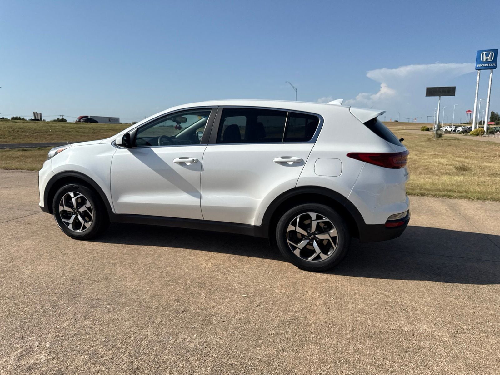 2022 Kia Sportage LX