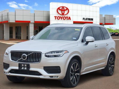 2021 Volvo XC90 T6 Momentum