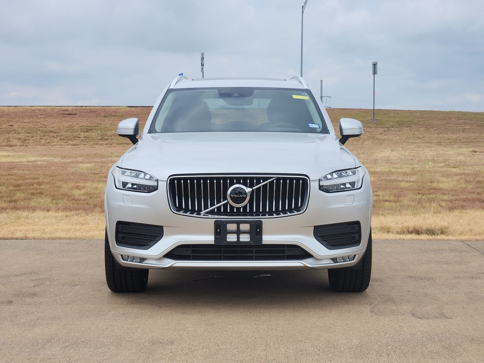 2021 Volvo XC90 T6 Momentum