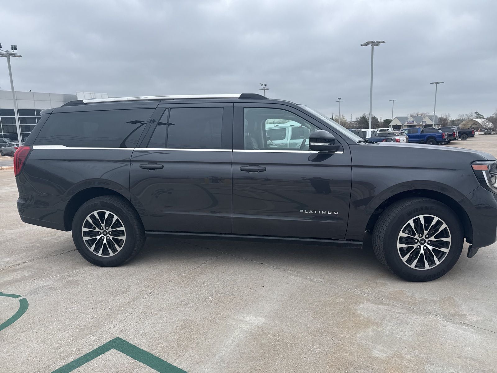 2025 Ford Expedition Max Platinum