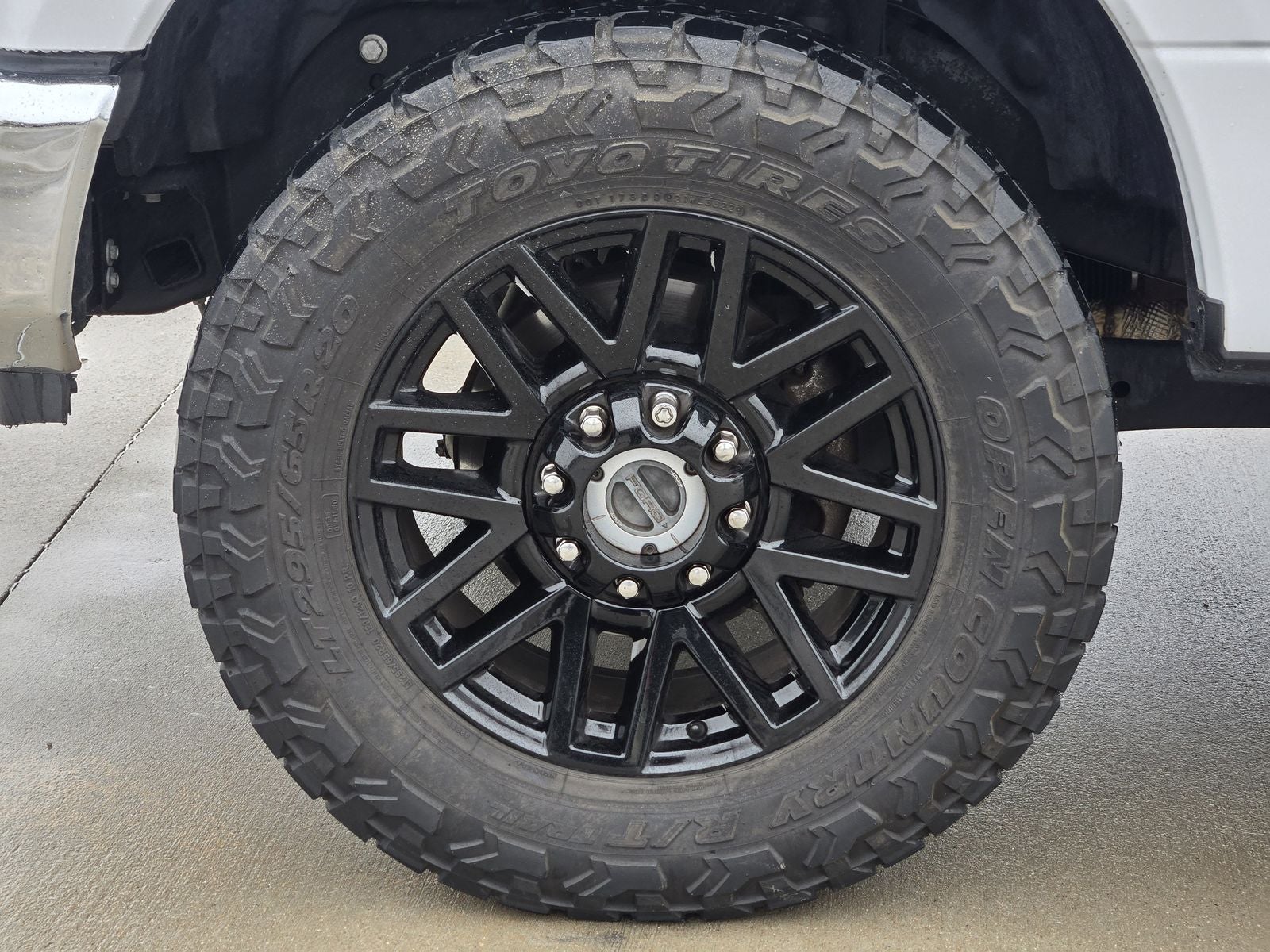 2022 Ford F-350SD Lariat