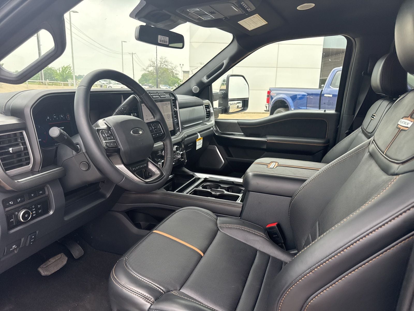 2024 Ford F-350SD Platinum DRW