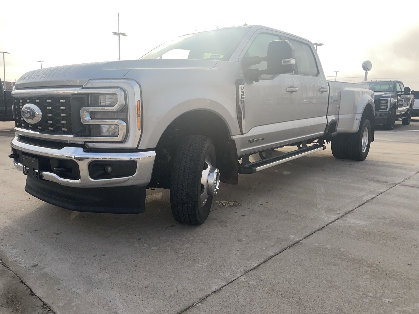 2024 Ford F-350SD Lariat DRW