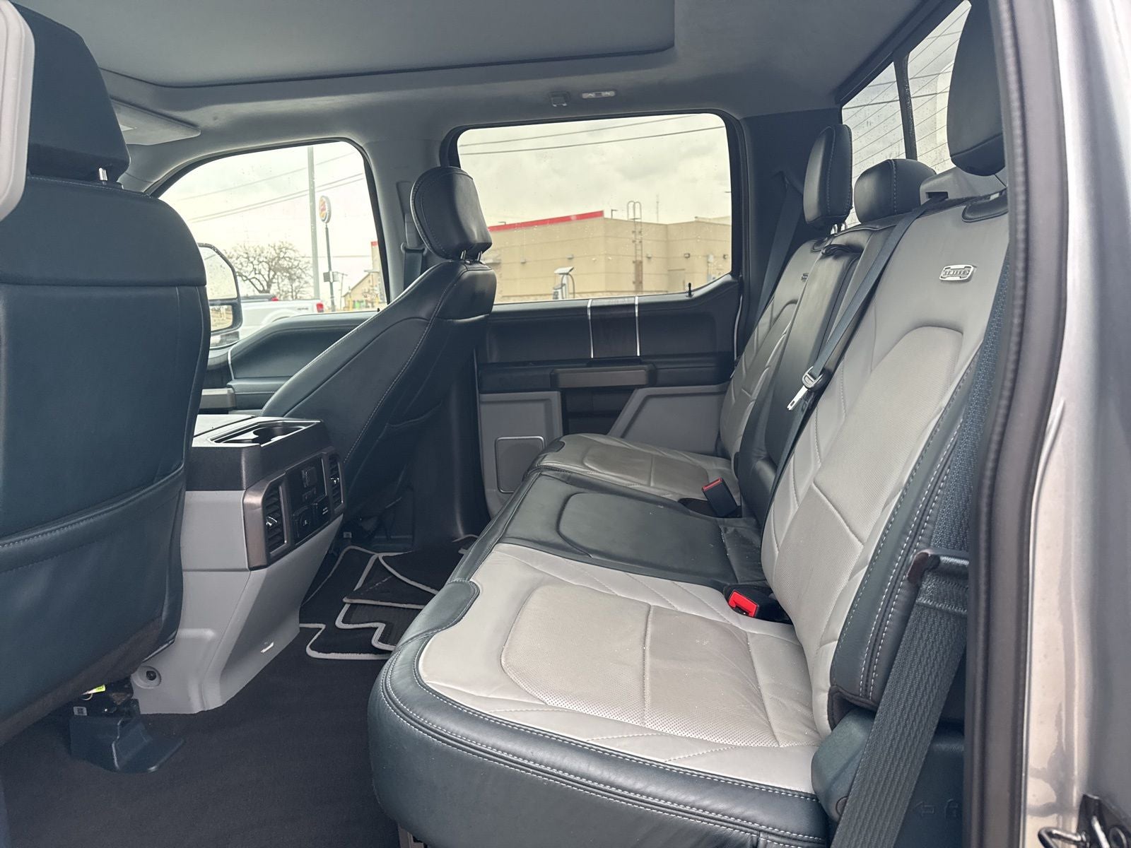 2022 Ford F-450SD Limited DRW